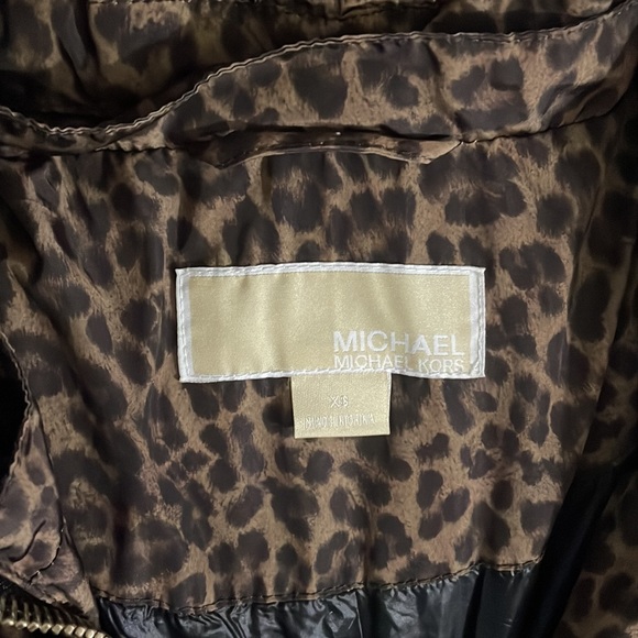 Leopard print Michael Kors puffer jacket - Picture 2 of 11